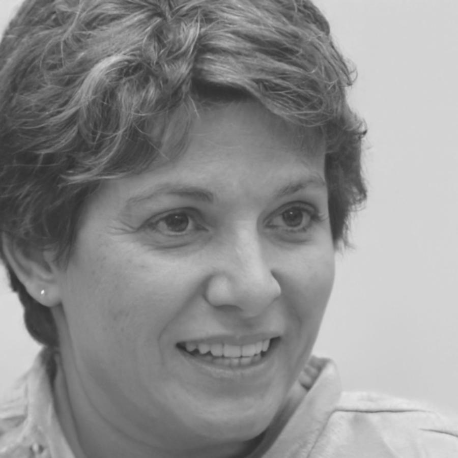 Retrato de Casandra Belmont